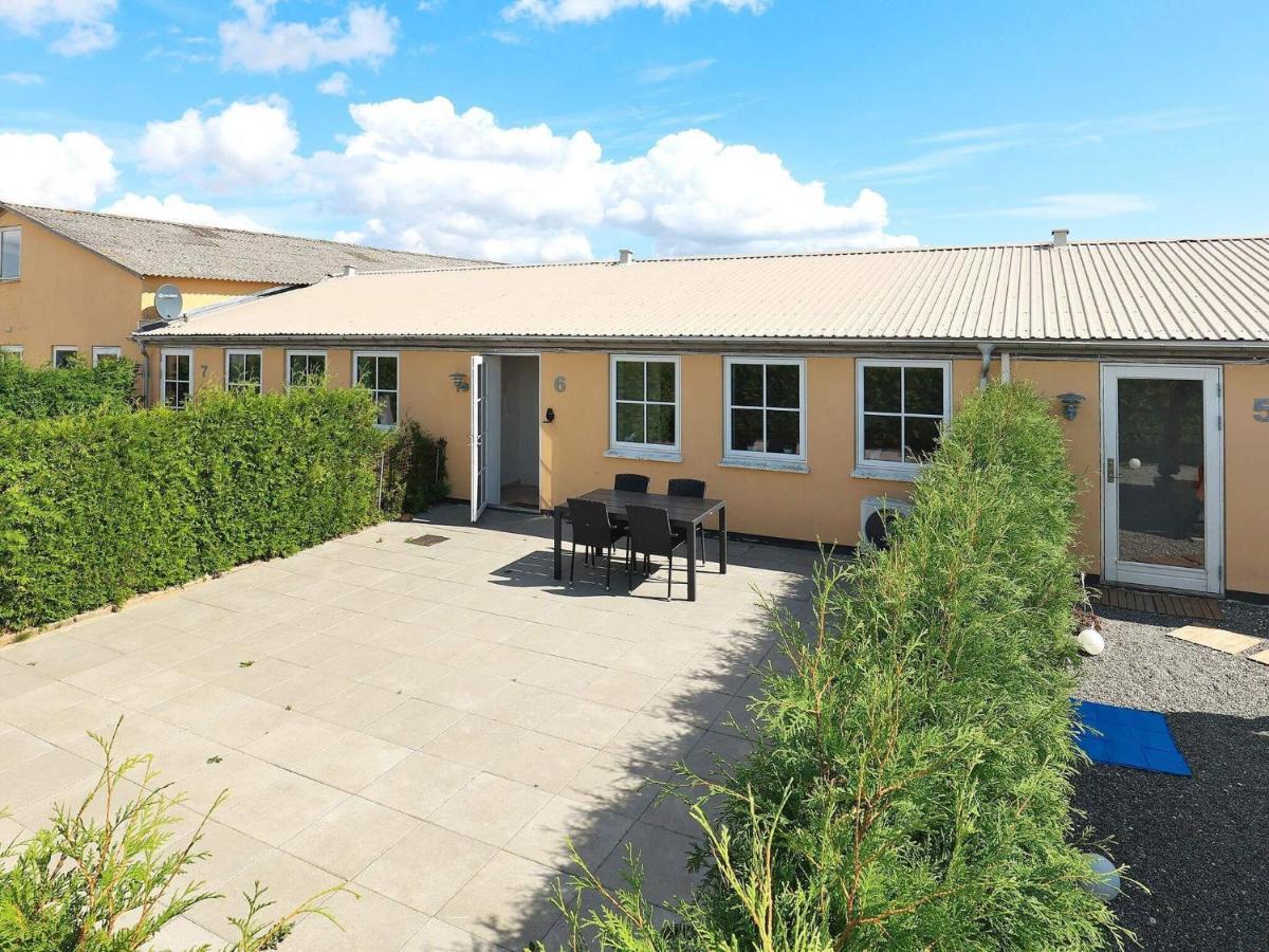 6 Person Holiday Home In Fåborg Exterior foto